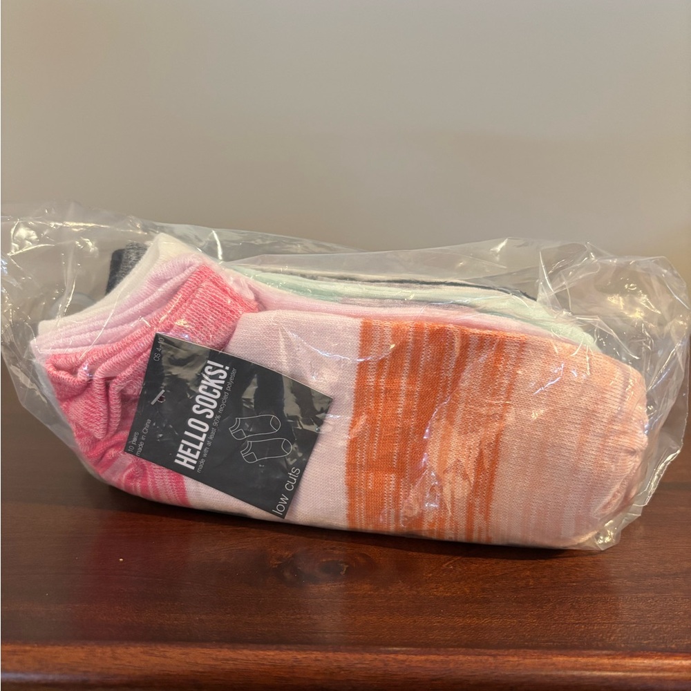 10 Pair Women’s Low Cut Socks Multicolor Pastel Athletic Casual Size 4-10 NIP